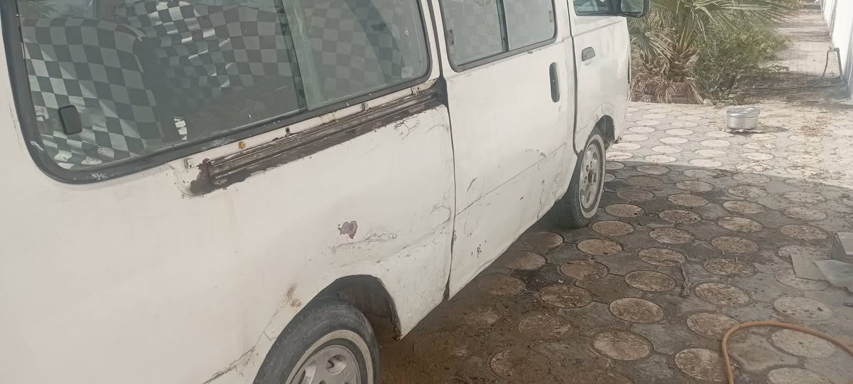 السلام عليكم بريجو للبيع موديل 1996 الماني بصره راعيه ماندله السعر 20 هذا رقمي *********** سنويه كارتونيه ساقطة 2019 هيئة ماسجله
