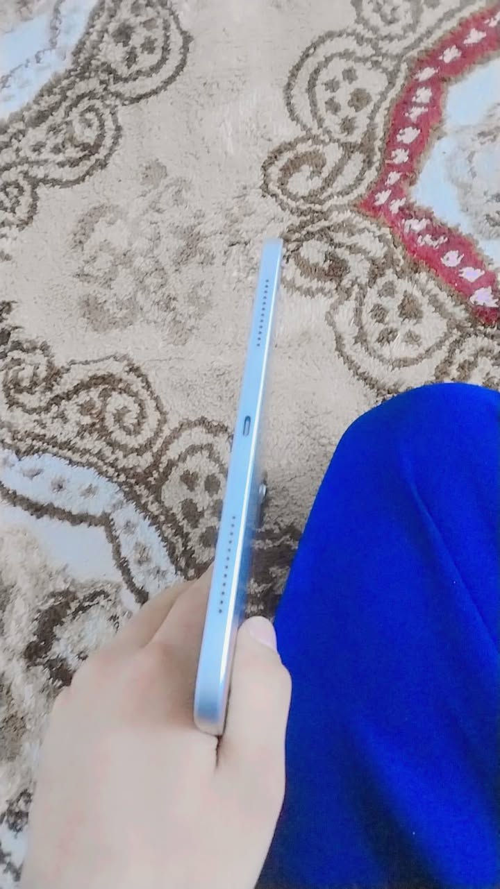 السلام عليكم ايباد ايفون A16
ذاكرة 128 
بطارية 100
عد دورات الشحن 97 
بي ضربتين بالشاصي بسيطات مثل ما موضح بالصور
السعر 450 وبي مجال
العنوان بغداد


**إذا كنت صاحب هذا الإعلان وتريد حذفه لأي سبب، رجاءا أرسل رسالة إلى الدعم الفني**