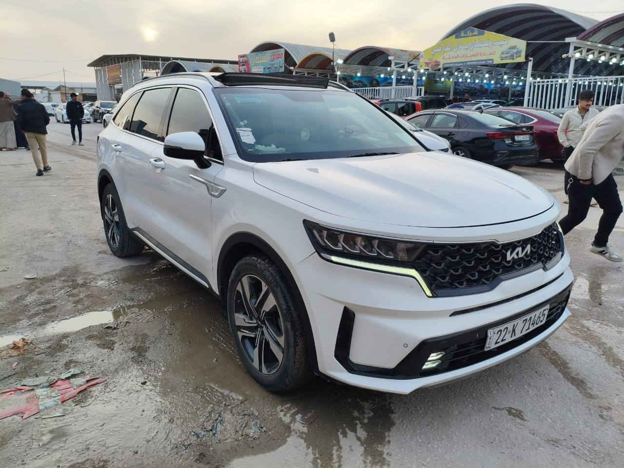 السلام عليكم سورنتوا موديل 2023 بمواصفات البانوراما ماشيه 94الف بيه بارد مثل ما موضح بالصوره مستعجل على بيعتها سعرها ٢٨٠ وبيها مجال للاستفسار الاتصال على ***********
