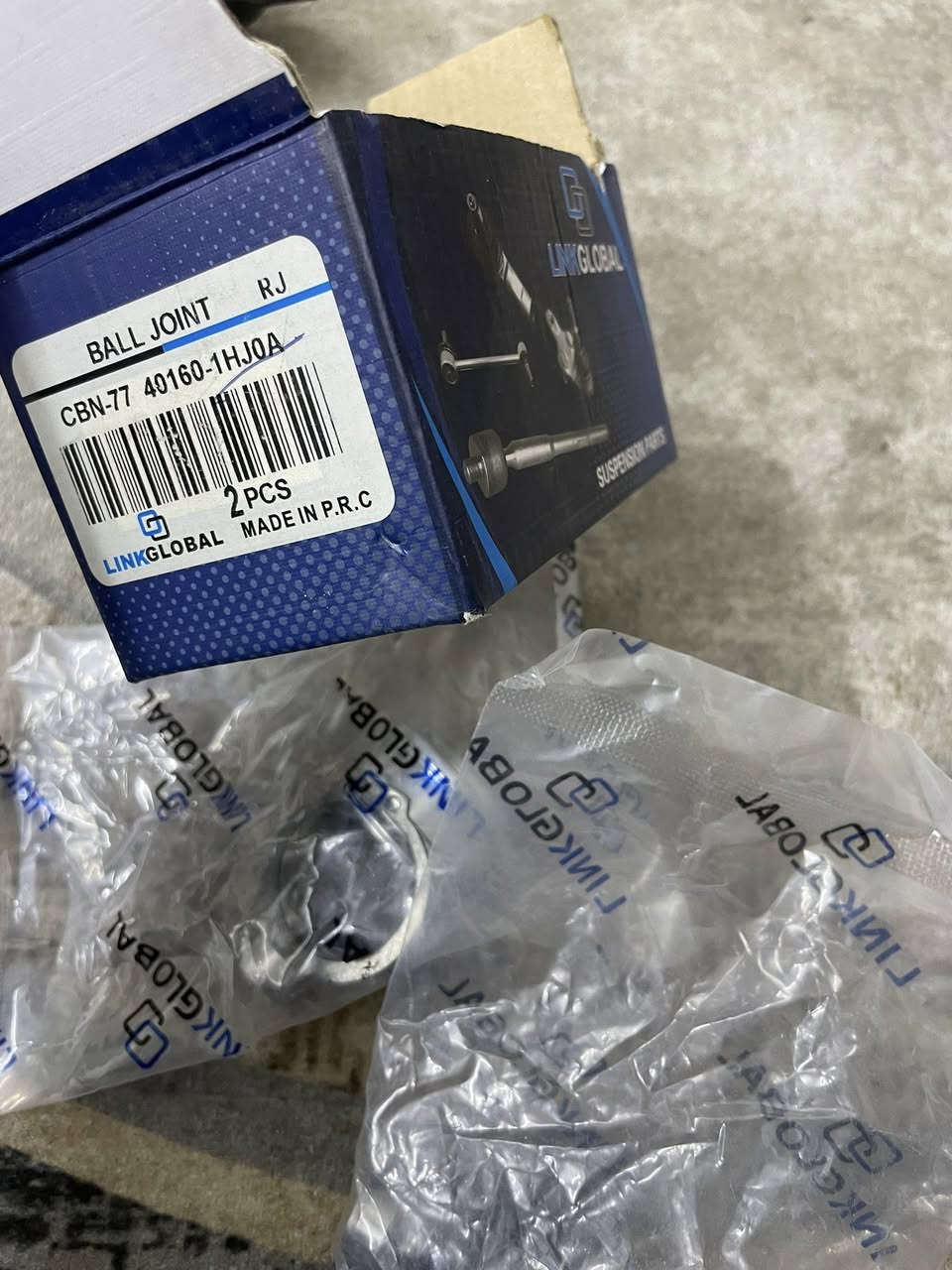 السلام عليكم يتوفر
- رواس رواط 
- رواط
- بانزات 

***********
