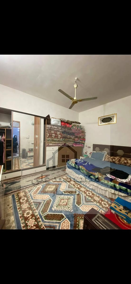بيت 100م مؤثث تأثيث كامل للايجار ✅
يحتوي على غرفة وصاله واستقبال ومطبخ 
سعر الايجار 400 ألف 💸💸 
العنوان📍 حي النداء شارع جامعة الكفيل شارع 60 العرضي الأول قرب موقف الكيات
للتواصل : *********** // ***********
