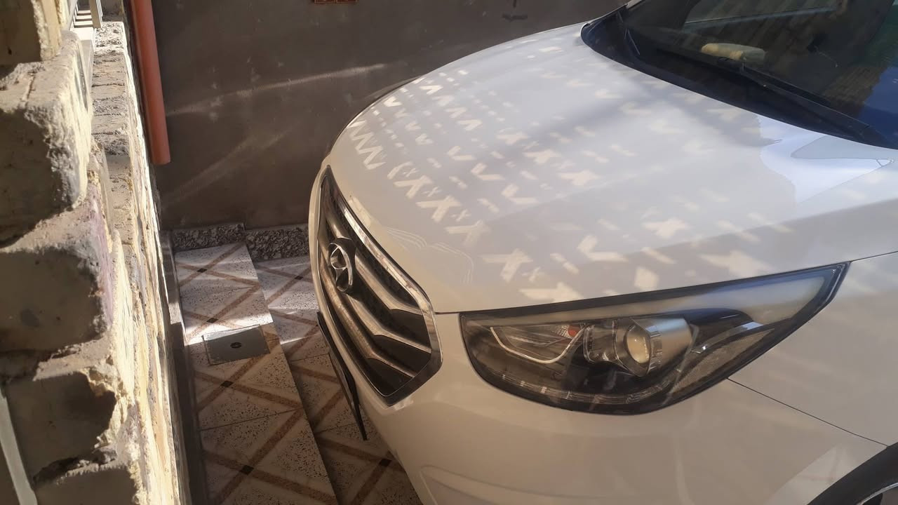 توسان ١٤  خليجي بسعر مناسب ١٢٨$ بابل الحمزه الغربي اتصل ***********
