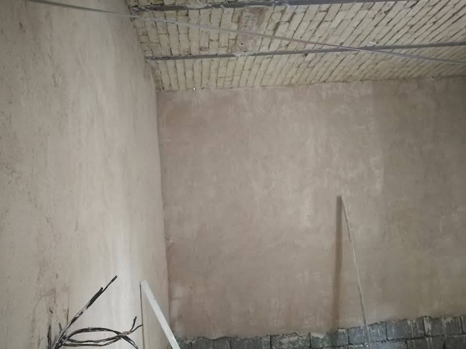 السلام عليكم   لبخ جص مسااطر والبورك  والاسمنت
الجراره السقل الناعم والخشن  والنثر والطلس
نتعامل بلمكطوعه والمتر والاسعار مناسبه 
شغل درجئ اولئ يرضي الله ويرضيكم داخل كربلاء
*********** والخاص مفتووح 👋

