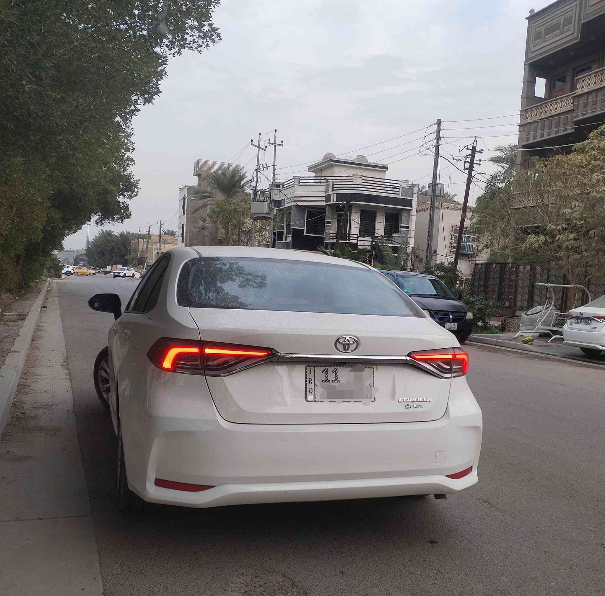 كورولا هايبرد 2024 الشكل الخليجي ماشيه 13 الف بعدها على وضع الشركه
مواصفاتها فول من فتحه و بصمه و دخول ذكي و مودات قياده و اوتو هولد و هاند بريك بصمه و رادار و قياده ذاتيه و  غيرها من المواصفات المعروفه
السياره كفاله عامه
السعر 23 مليون
تحويل مباشر و بدون هزه بعدها مخلصانه
بغداد
للاستفسار واتس اب 
***********
