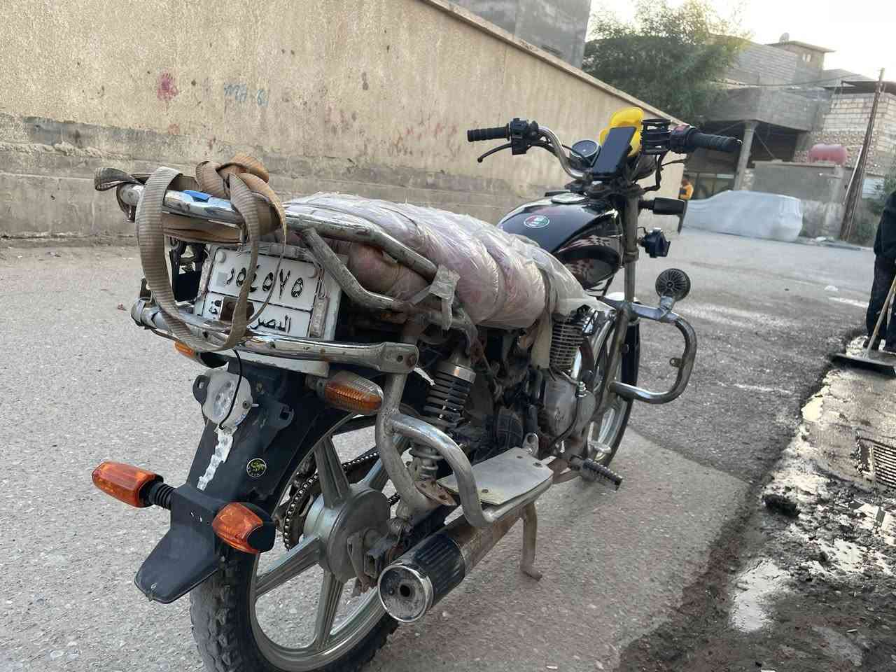 السلام وعليكم شباب. دراجه فيومي ٢٠١١رقم وسنويه دراجه حلوه مايه نقص وسعر ٨٥٠وبيه حك الجيه البصره كرمت علي  رقم التلفون ***********
