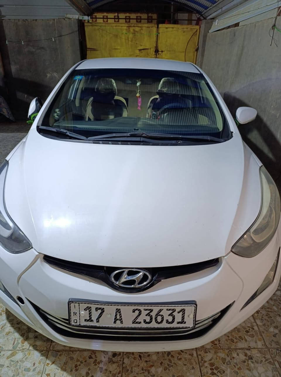 سلام عليكم النترا للبيع موديل 15 خليجي مكينه 1800 الأضرار بنيد مبدل وجنطه مبدل صبغ جامغ قبق بانزين جاملغ الامامي بي صبغ  مكلف بل نشر لاستفسار عله هاذه رقم ***********
