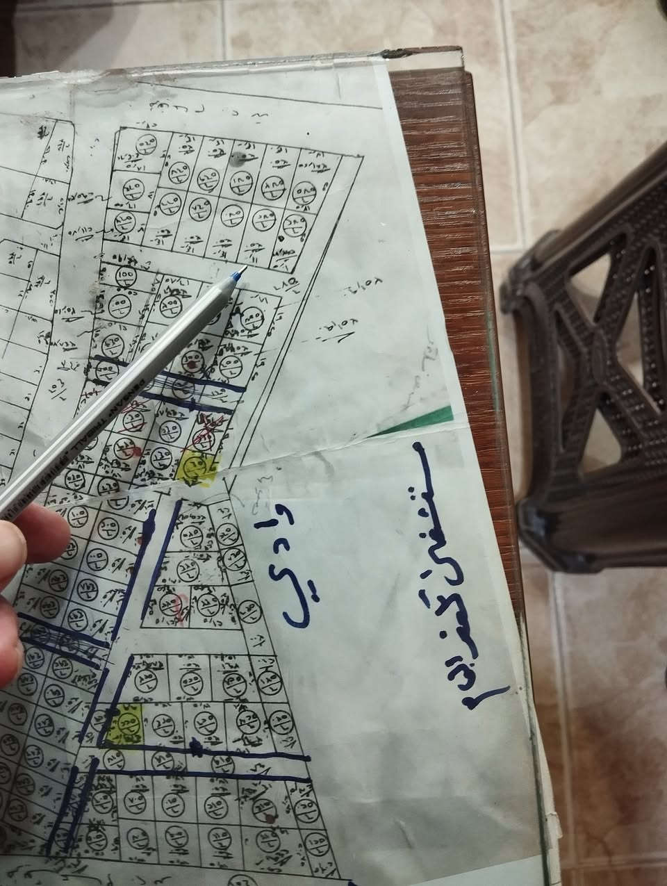 مكتب الحمزة للعقار
للبيع قطعة ارض سكنية مساحه 175م حي المثنى خلف مستشفى تلعفر العام السعر 45 مليون بي مجال للاستفسار ع رقم المكتب أو ع واتساب 
***********
***********
