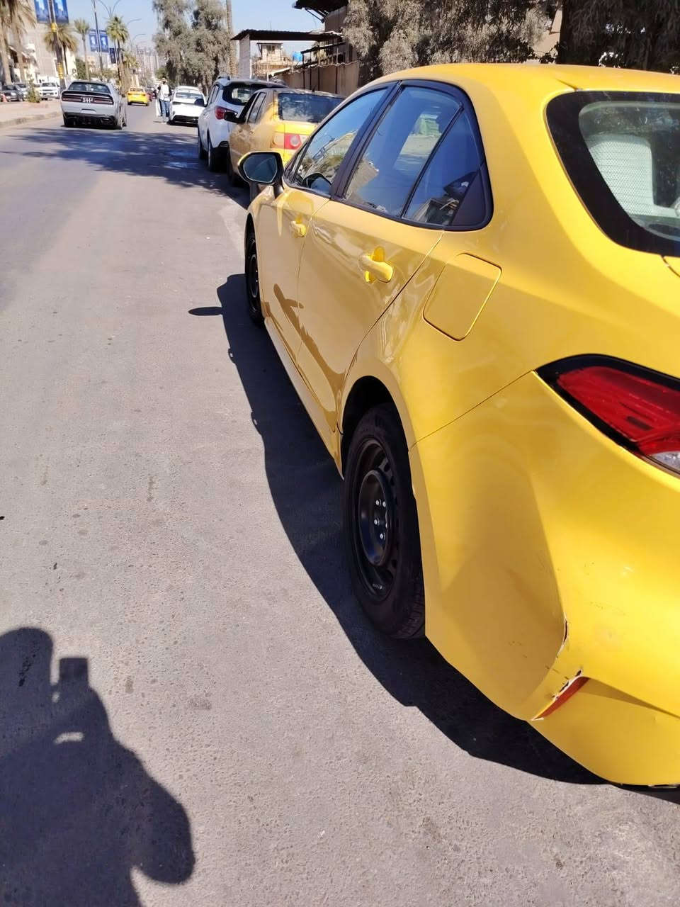 السلام عليكم كورله ٢٣ وارد امريكي تبديل باب فقط مال الضربه بمريكا سياره جاهزه تخم تاير تحكم ستيرن رادار ومثبت سرعه دوشمه عامه مكان بغداد حي العامل
موصه بل نشر
 السعر ١٦٠
رقم  ***********
