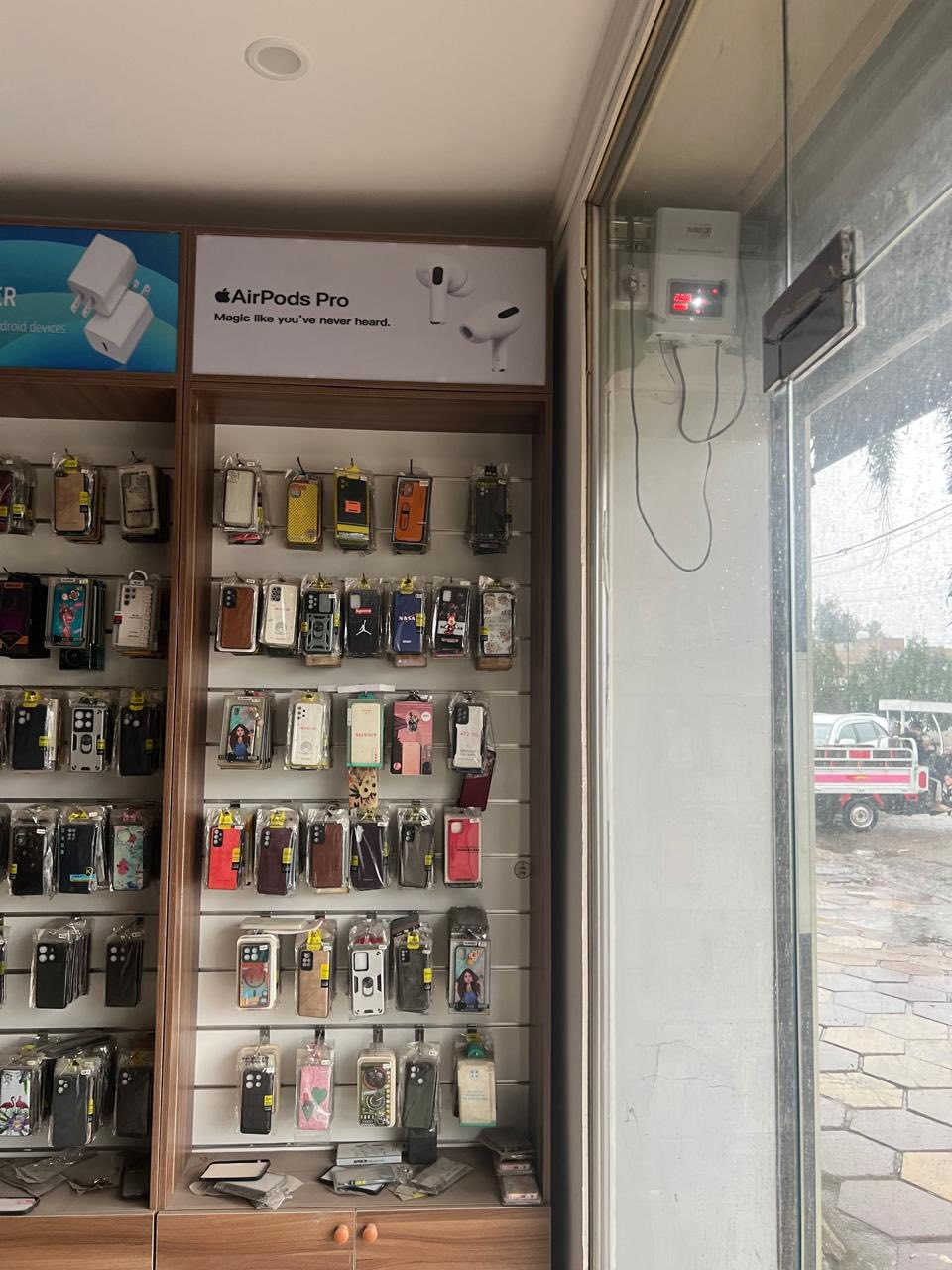 فاترينات مستعملة للبيع اخو الجديد مكاني ديالى ***********
