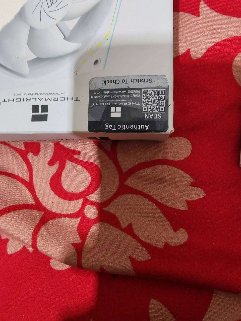 سلام عليكم مروحه تبريد كمبيوتر بهاذا الشكل rgb قيم واخذهه مكاني بغداد مدينه الصدر ***********
