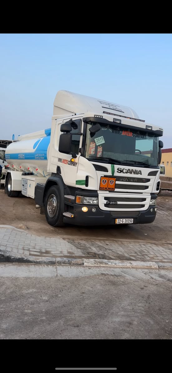 سلام عليكم سكانيا موديل ٢٠١٥ عرجه بدون كلج ٨ نمر رقم اربيل بسمي شخصيا كفاله عامه تخم تاير جديد سبرنك امامي جوبلس خلفي محرك انجكتر ٥ سلندر سياره دخول جديد فحص وهزه وسنويه كله جديد للاستفسار /***********
