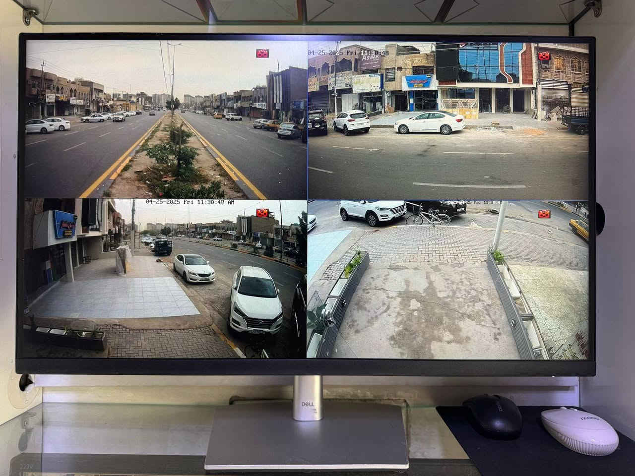 بفضل الله تم تنصيب منظومة كاميرات مراقبة Hikvision في أحد مواقعنا ببغداد الكرخ.

✅ صورة واضحة وجودة عالية
✅ متابعة من الموبايل 24 ساعة
✅ تسجيل مستمر وحماية للموقع

مكتب الأمان الذكي يوفر تجهيز وتنصيب وصيانة جميع أنواع كاميرات المراقبة داخل بغداد والمحافظات.

📞 ***********
📞 ***********
