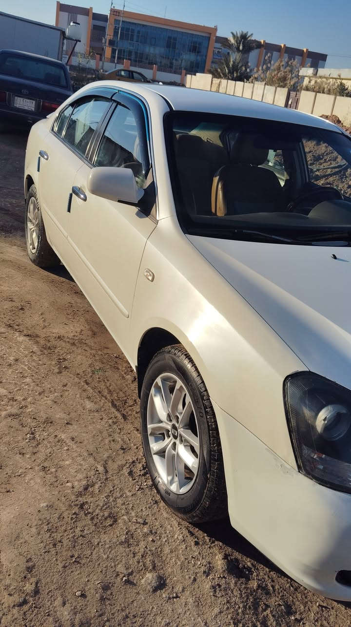 السلام عليكم اوبتمه موديل 2007جديده مكينه وگير وحداديه كفاله تدفئه تبريد كهربائيات كفاله رقم واسط انگليزي لون شذري يخبل 5ويل كب بيهه صبغات قليلات أثر شخوط خفيف جداً المكان ديوانيه السعر 108وبيهه مجال الإتصال ***********
