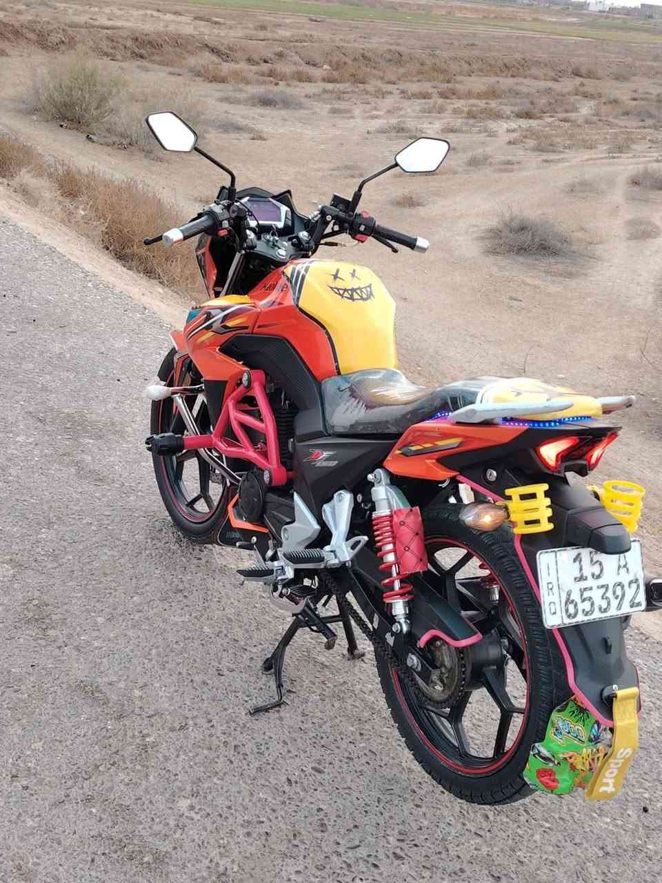 سلام عليكم اخوان هاوجي Df موديل 2023 مكفول كفاله عامه من  شخط من محرك موطار ربع متخلي عليه العنون يم جسر علي الحاتم رقم *********** السعر 20 ورقه وبي مجال شي بسيط
