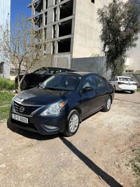 للبيع نيسان فيرسا موديل 2017 وارد امريكي گير ومحرك جديد حجم المحرك 1.6...