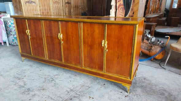 بوفية مترين ونص احطاطة سعر وحده ١٥٠ مكان ديالى خالص هبهب عرب شوكة قرب خويلص مقابيل محطة وقود جوهرة الفؤاد الشري يتصل ***********.  *********** يوجد توصيل بكروة
