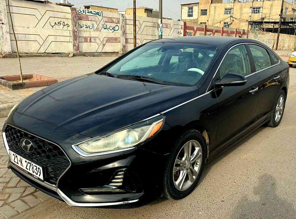 السلام عليكم سياره سوناتا موديل 2018وارد امريكي صور حادث منشوره رقم سلمانيه تحويل مباشر مواصفات فول ماعده فتحه سياره جاهزه حلوه محرك كير صدر تبريد تخم تاير مكفولة بدون تبديل بدون ايرباك العنوان بغداد الامين شارع نواب سعر 122$بيه مجال بصيط النتصال ***********
