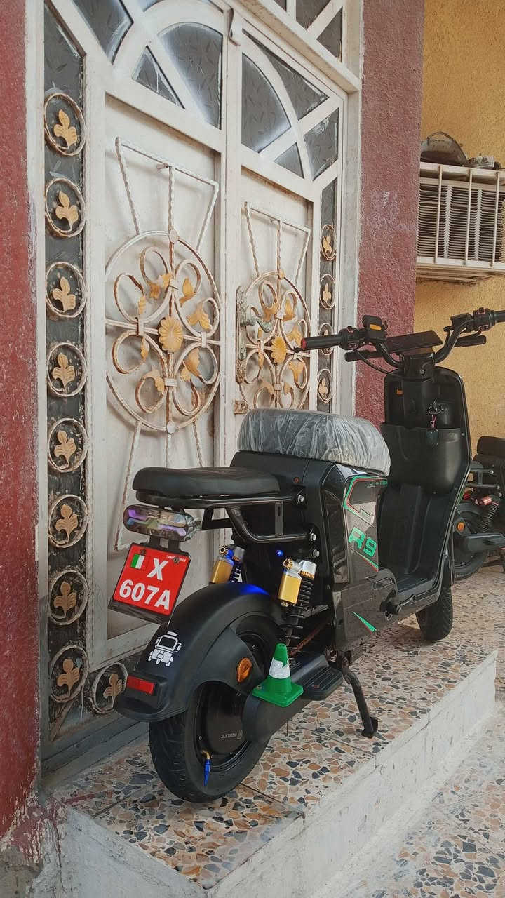 السلام عليكم دراجة شحن للبيع نوع ار تسعة جديدة ماناقصها اي شيء بطاريات ٣٣امبير موديل 25   السعر 435 وبيها مجال للشراي العنوان البصرة ابو الخصيب لاستفسار ***********
