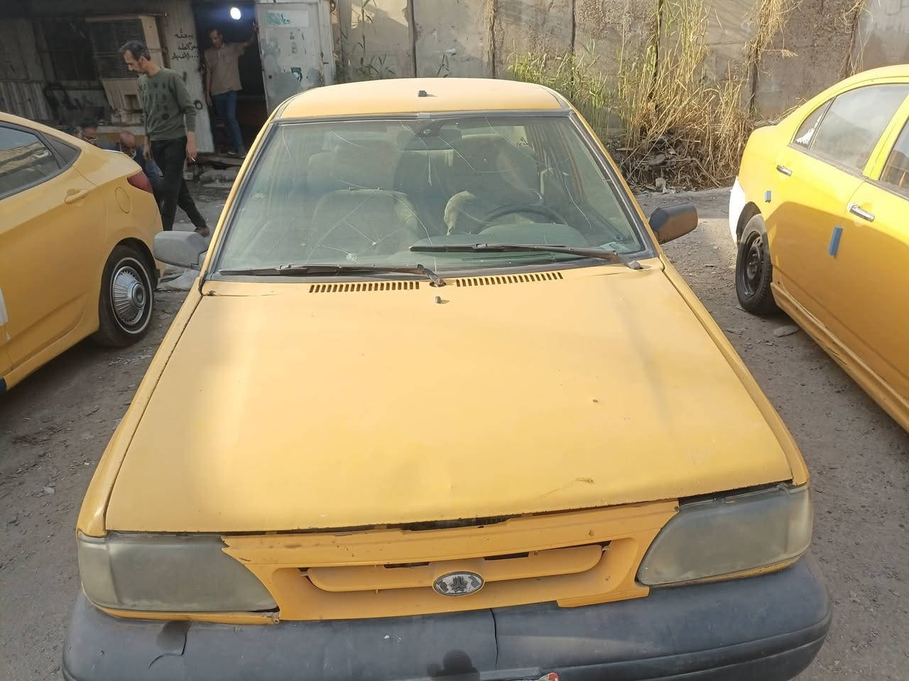 سايبه موديل 12رقمهة بغداد اتكلف للسرقه والعشائر سعره 10ورقات وبيهة مجال مكينه وكير انظاف عنواني بغداد هاتف *********** رقمهة احمر
