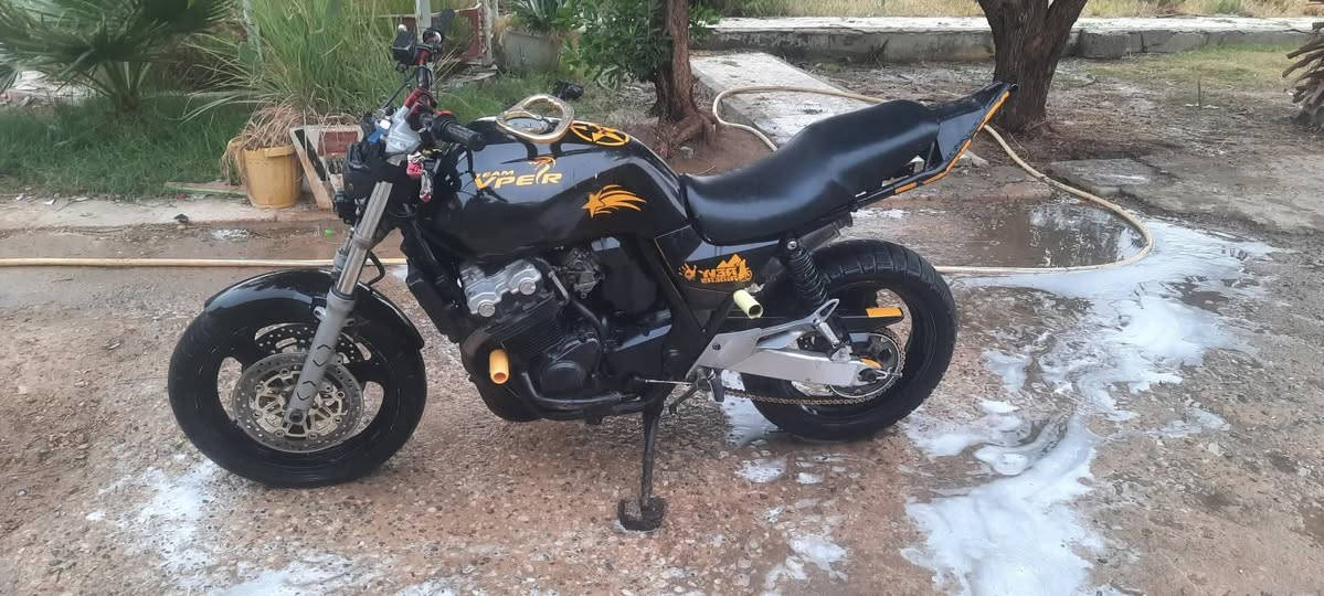 سلام عليكم 
دراجه بطح cb400
للبيع مكان ناصريه مركز
تفاصيل خاص


**إذا كنت صاحب هذا الإعلان وتريد حذفه لأي سبب، رجاءا أرسل رسالة إلى الدعم الفني**