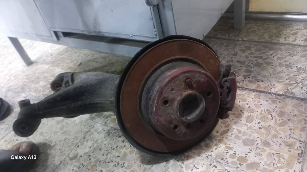 سلام عليكم 
طبلات خلفيه كامله متكامله 
مال بيئم 700
مكاني بغداد 
رقم الهاتف ***********
