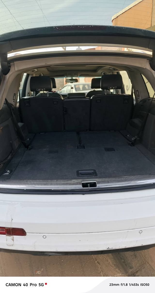 سلام وعليكم
أودي  Q7 2008 
محدث بجم 2013
 فول مواصفات 
رقم أربيل باسمي 
شرط التحويل
بدون صبغ 
بنوراما 
7 راكب 
تبريد مركزي 
كشنات جلد 
محرك ٦ سلندر ٣٦٠٠ 
محرك وكير شرط  
داخل كلين تايتل
شاشا اصليه 
كشنات كهربائي 
تبريد وتدفئة كشنات
مانع انزلاق 
موصفات بعد بيها كلش هواي 
سعرها ١١٥ وفيها مجال 
مع تحياتي لجماعت الألماني 
***********
***********
