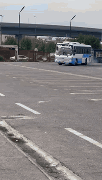 سلام عليكم للبيع هونداي 14اصل بس بل سنويه 2008ااسياره جاهز بس المكينه بيهه بخار كشن متحرك سياره بلاد بدون صبغ ولا دكت جاكوج السياره بسم شركه بس وكله اسويلك واي ستفسار علاه هاثه الرقم *********** العنوان بغداد السعر 160وبيهه مجال
