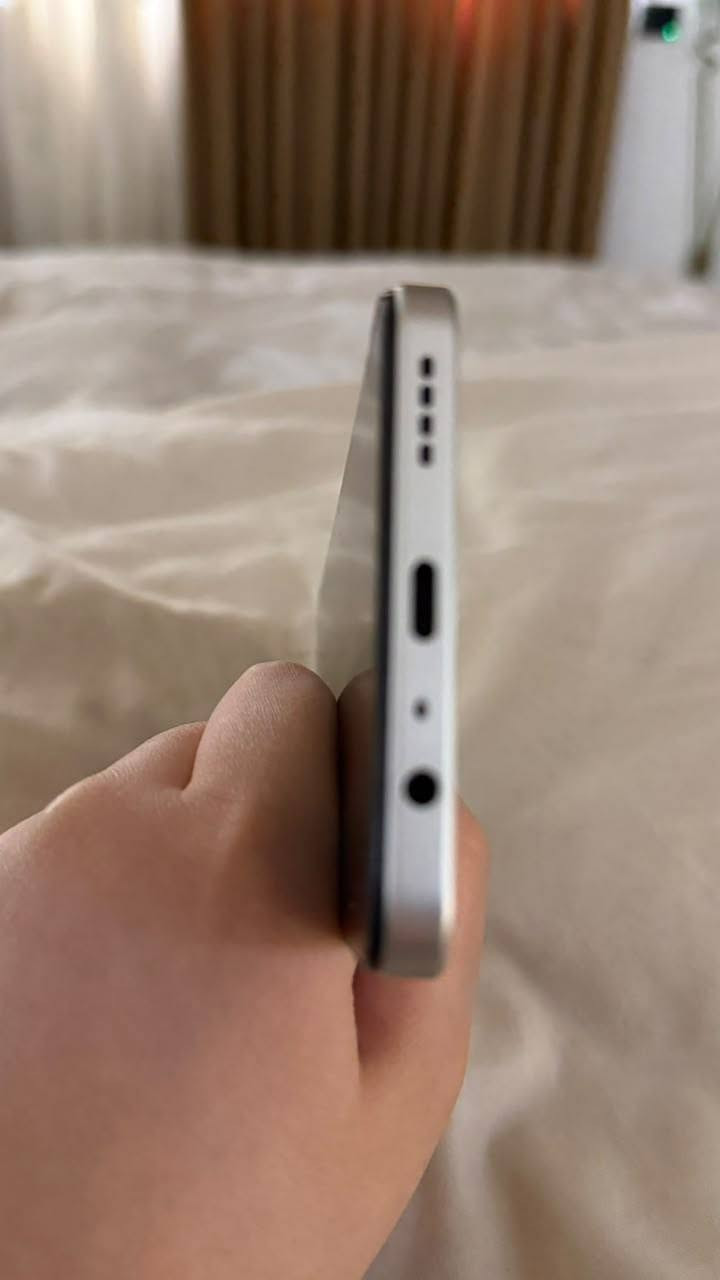 realme c71
ram 6+6 12 GB

Storage 128GB

Processor 7250 

ما صاغ شي من اخذتو جديد

دبل سيم كارت

كارتون وشاحنة موجودين  

 بعد داخل بالضمان 

جدا نظيف 

ماخذو بسعر 250 ابيع قفل 230
التواصل عالخاص او رقم الموبايل 
***********
