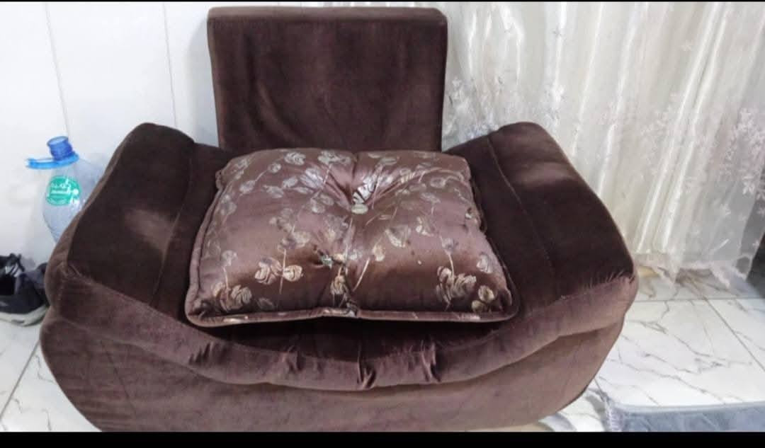 للبيع تخم ٧ مقاعد ب250 مكانه حي الجامعه.


**إذا كنت صاحب هذا الإعلان وتريد حذفه لأي سبب، رجاءا أرسل رسالة إلى الدعم الفني**