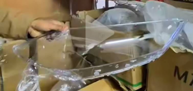 سلام عليكم عندي دبل النتره حاويه او جامه مال لايت جديده تك واحد طوني بيهن سعر مديل 18


**إذا كنت صاحب هذا الإعلان وتريد حذفه لأي سبب، رجاءا أرسل رسالة إلى الدعم الفني**