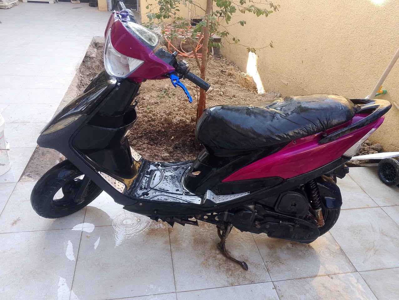 سلام عليكم دراجه لبيع ماكس عدله لمكان لبصره قرنه لسعر 450وبيهه مجال رقم لهاتف ***********
