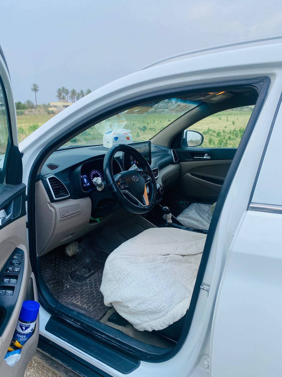 السلام عليكم
توكسان ٢٠١٩ جيكي خليجي  للبيع 
السعر 203 $ ورقه بيها مجال قليل
رقم اربيل دولي 
سنوية لغاية ٢٠٢٩
مداور + وكالة 
محرك ٢٠٠٠
سايد بريك يدوي 
كشن كهربائي سائق 
تحكم ستيرن 
ويل كروم ١٩
كفاله عامه من صبغ وبارد وتبديل
محرك وكير +حدادية + تخم تاير كفاله 
مكان واسط الزبيديه 
غير متواجد على النت
***********
