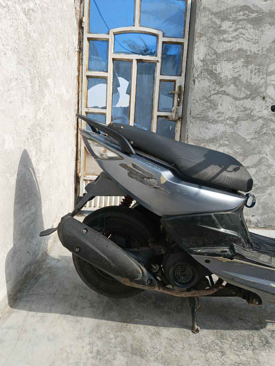 سلام عليكم عندي دراجه ماكس مضلع البيع محرك ما مفتح دراجه كفرت كله بلاديه.ختم واحد تاير امامي مبدل جديد تاير خلفي مبدل جديد بنز خلفي مبدل جديد.قايش مبدل جديد كهربائيات كله شغاله مابيه اي نقص دراجه مابيه اي نقص مكاني بغداد تاجي سعر 525 بيه مجال خطي كورك *********** اثير ‏‪***********‬‏
