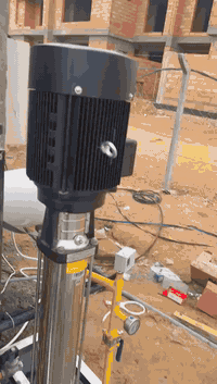 بفضل الله تعالى تم إنشاء وتشغيل محطة تحلية مياه بطاقة 1000 لتر بالساعة...