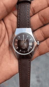 ساعة فنتج • قطر ٤٠مم • شغالة دقيقة