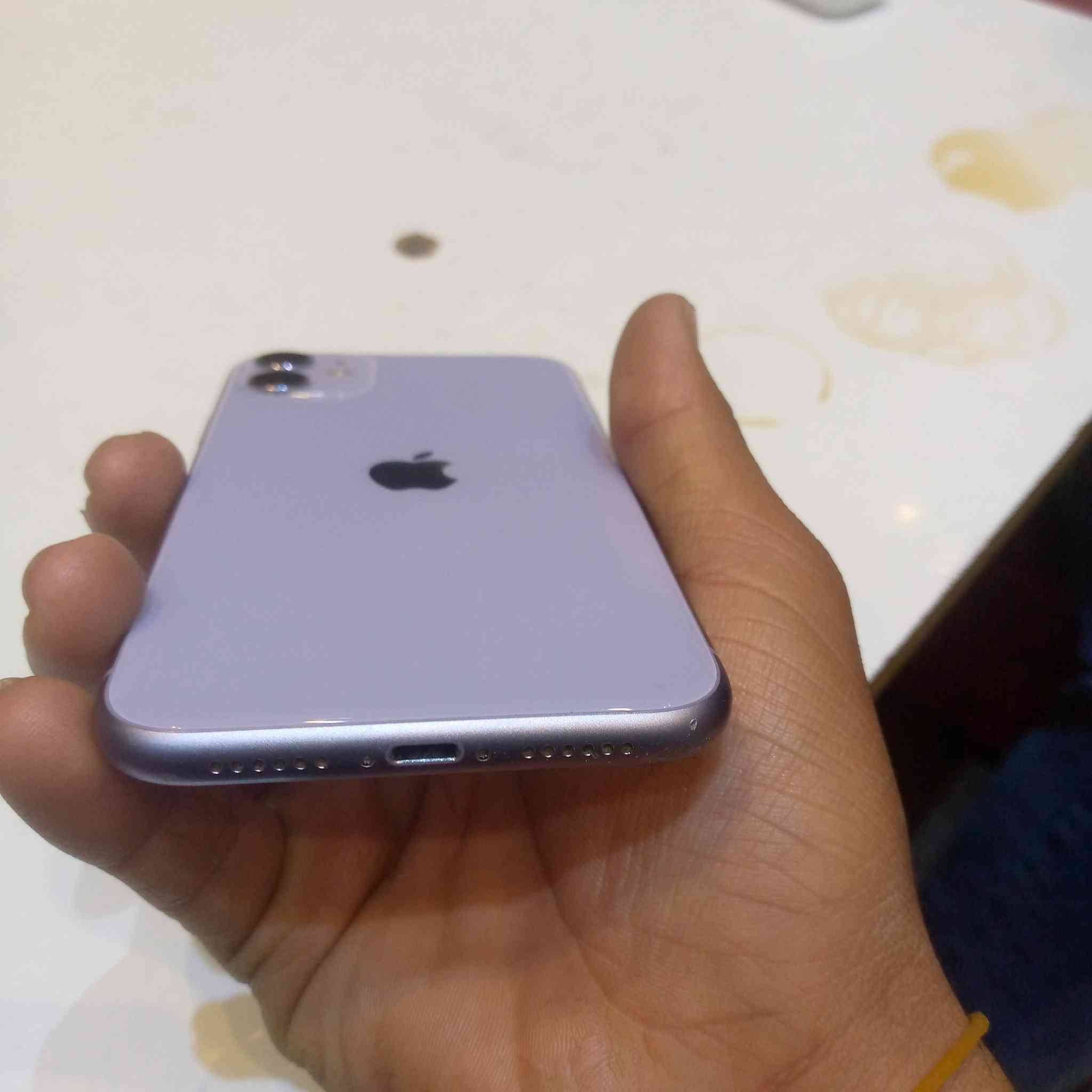 سلام عليكم 11 عادي الجهاز نضيف بطاريه 76 بلاد شاشه مبدله وكاله شرط فيس ايدي شغال خط شغال كاميرات سماعات كله شغال وبلاد نموذج m تحتيث اخر اصدار 26 ذاكره 64 سعر 225 وبي مجال عنوان واسط داموك رقم ***********
