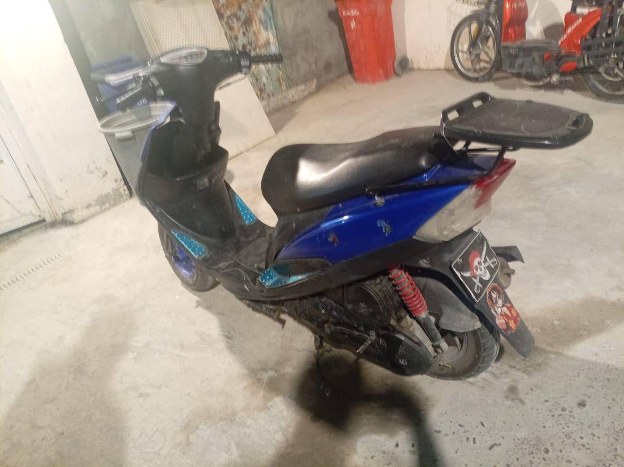 السلام عليكم ورحمه الله وبركاته موطور للبيع ماكس نظيف وعلى الفحص العنوان الفلوجه حي لجولان السعر 700 وبيها مجال بسيط هذا رقم الهاتف ***********
