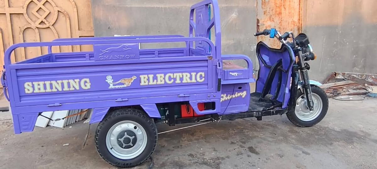 ستوته شحن للبيع ٥بطاريه مكانها يم سيد اسماعيل *********** رقم صاحب الستوته مكلف بلنشر السعر١٣٠٠
