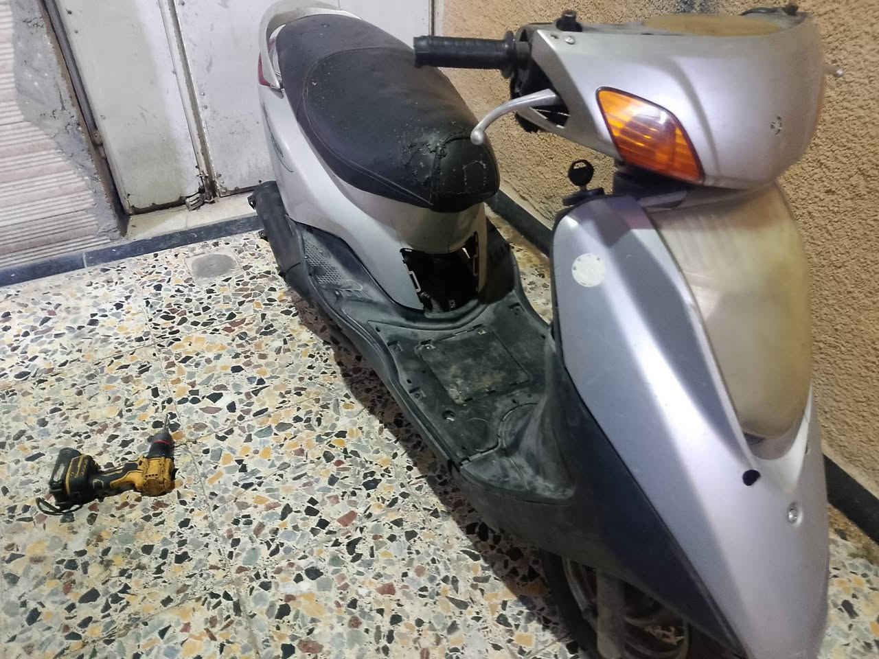 بريز للبيع ابيع كوب حديد سعر 225 وبيها مجال
الامين الثانيه قرب افران السفير
***********
