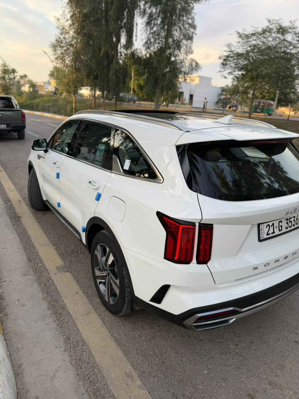 سورنتو٢٢ بنوروما ماشيه ٦٥ مكفولة ماعدا البارد الي  السونار 
*********** ديالى بعقوبة
