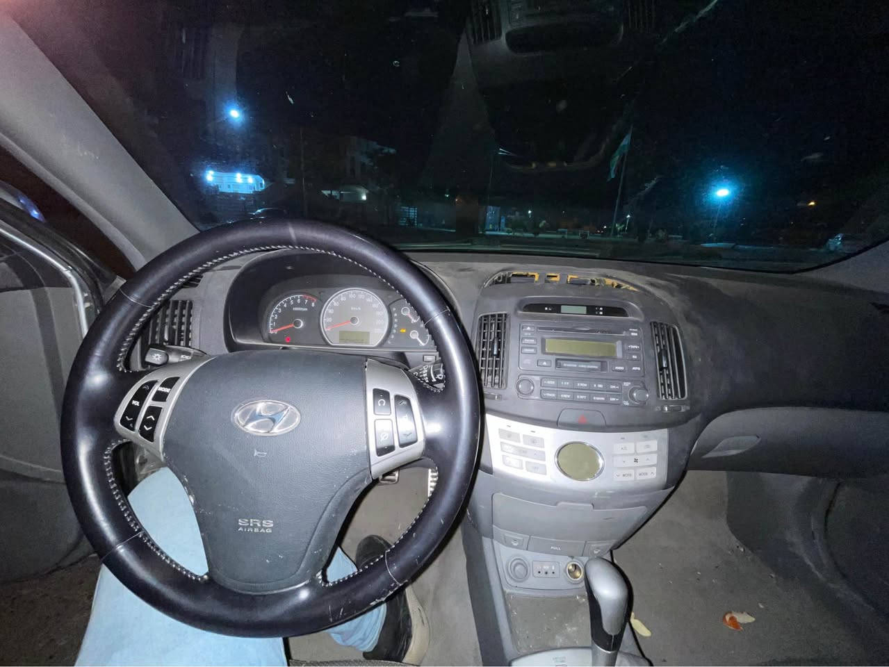 ئاڤانه تى مؤديل ٢٠٠٦ گيرو مةگينة بةشةره ت و تةقةو ره قة بةشةره ت و تةبريد ساردو گةرمة بةشةره ت و چوار تاى لوك لةژيريتى و كوشن جلدو ئيتره و تةبريد لةمسة و سؤكان ڤؤليؤمة و ويل ١٦و سقفةى وه ك شووشة و لاشةى وه ك شووشة و كةڤةره گؤراوه نية و بيشةو دواى ليدراوى نية لوك لوك 
سعره ى ٤٦وه ره قة 
*********** كيفري, ديالى
