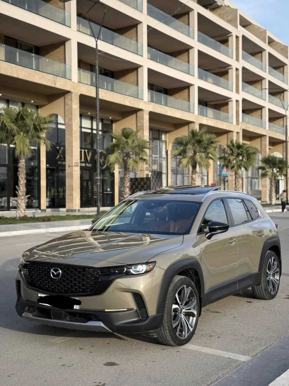 Mazda CX‑50 2024 – Premium Plus

سەیارەکە تەنها ١٣ هەزار مایل روشتووە
مەکینەی ٤ پستنی توربوو

سەیارەکە چاملغی لای سایەق بۆیاغە لەگەڵ ربعێک بۆنید – بێ ناوگرتن ایرباگی سوکان گۆراوە بە بیلاد

رەقەم کراوە بە ناوی خاوەن
سەنەوی و ژینگە تا 2031 نوێیە

شوێن: سلێمانی
***********

بو بینینی بابەتی زیاتر فولومان بکەن✅
#unitedautomotors #KurdistanCars #ErbilCars #MazdaCX50
