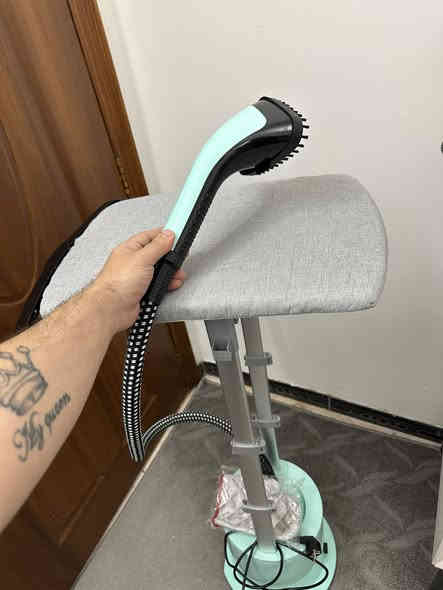 اوتي كهربائي وميز اوتي يعني 2x1
الاوتي صناعة بريطانية 🇬🇧
وليس صيني 
اكرر صناعة بريطانية 🇬🇧
مستخدم 3 مرات فقط 
كامل وجديد 

بي عدة مودات للكوي حسب نوع القماش 

السعر 120 الف قفل

مكاني بغداد الكرادة
***********
