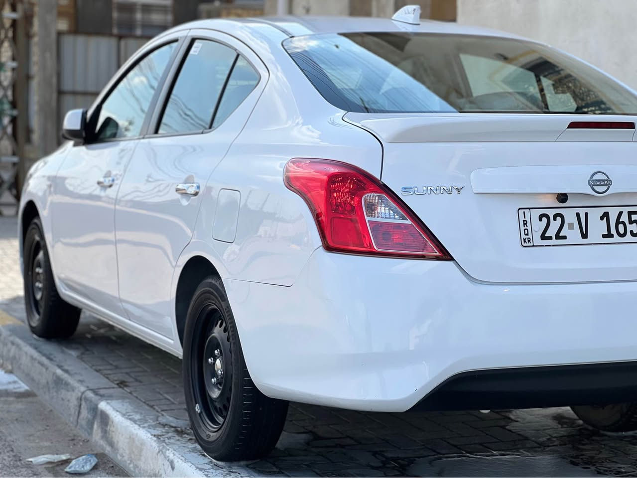 نيسان صني موديل 2024كفاله بيه بارد قليل بل باب 
مال السايق ماشه 13 الف هندي بليته زركه 🔵شباج الجديد تسلسل 16 دخول جديد مكاني البصره القبله 
الشراي يتصل *********** 📞 السعر 119
