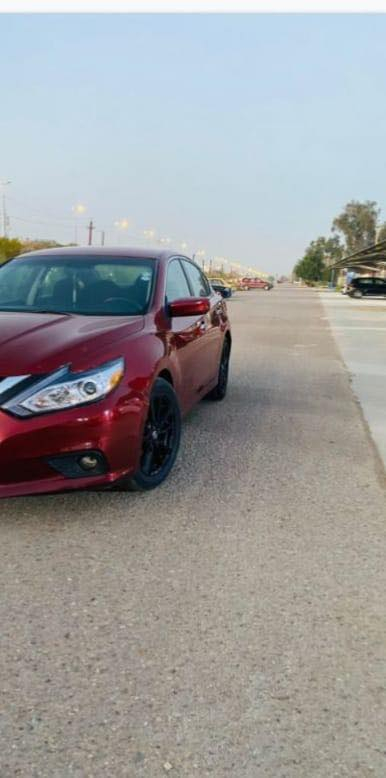 موديل 16
ماشيه 250 الف كيلو
كير مكينه مكفول 
صدر تايرات جديد
مواصفات sv
صور الحادث مرفقه
وبيه طخه بارد بلجاملغ الخلفي
السعر 115 
مكاني فلًوجه 

***********

+964 773 019 5940
