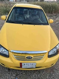 كيا سبكترا موديل 2009  السعر 67 السياره بيها ضربه ومعمرها صفح السائق  ...