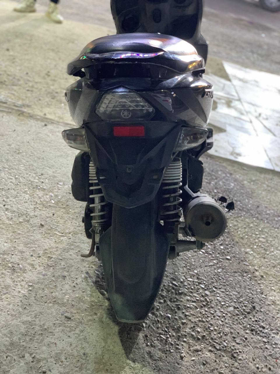 سلام عليكم
دراجة  GTR 
دراجة خير من الله دراجة رمبة مكفول محرك دراجة نكرة سلف بكل وقت ناعمة متسمع اي صوت كلشي شغال عالي تخم دبل اشارة سكنات هورن  فقط البجم تجاري لان وكعت وتكسر بدلتة ليوم شادة نواقص جامة اشارة ليسرة وشباج جوة الكشن العنوان بغداد البياع ***********  سعر 850 وبيهة مجال جماعت ل 650  لتوصل
