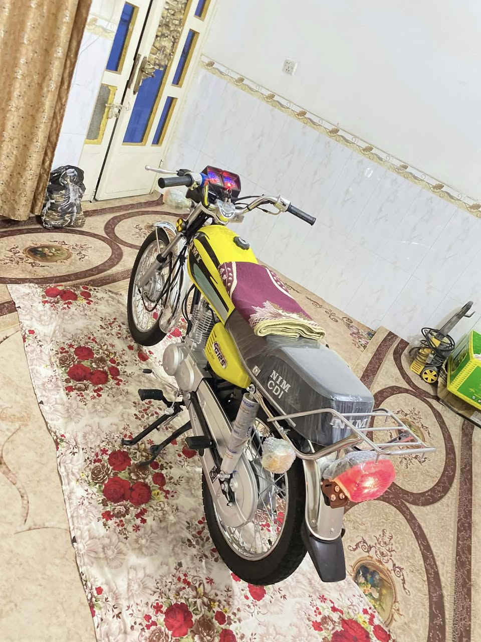 السلام عليكم أربعه  كير مديل 2025 سكنر للبيع مستعجل على بيعتها دراجه نضيفه كلش كدامكم تجي تفحص وتشوف مكفوله كفاله عامه كلشي شغال بيها سعر 700 بيها مجال للطيبين رقم ***********
