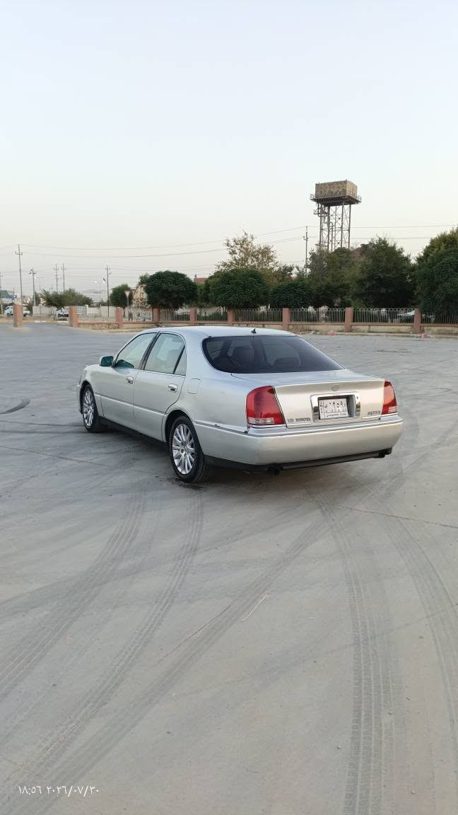 سڵاو 
تۆێتا کراون ماجێستا 2004 4300 V8  مووس گێڕو مەکینە و دووکەڵ و بوخاری بەشەرت فوول فوولە سەیارەکە بەس سڵاید نیە تەبرید مەرکەزی کوشن جڵد کوشن کارەبا  سەلاجە پەردە چواردووگمە ئاوێنە کارەبا  ئاوینە هیتەر  قوفڵ مەرکەزی بەگ لایت هیتەر ناوزەرد ناو فۆڕمیگا دەبڵ ئێرباگ شان ئێرباگ کوشن ئێرباگ  چوار تایەو ویلی زۆر باشی لەسەرە بێ مەسرەفە دەعموو لێدراوی بڕاوە و کەڤەر گۆڕاو بەشەرت سەیارەکە کتابی گومرگی لەگەڵ و کتابی جنوبی لەگەڵە سعری 38 تۆزێ مەجالی برایانە
ژم. ***********
گۆڕینەوەش دەکەم لەسەردڵ گرتن السليمانية, العراق
