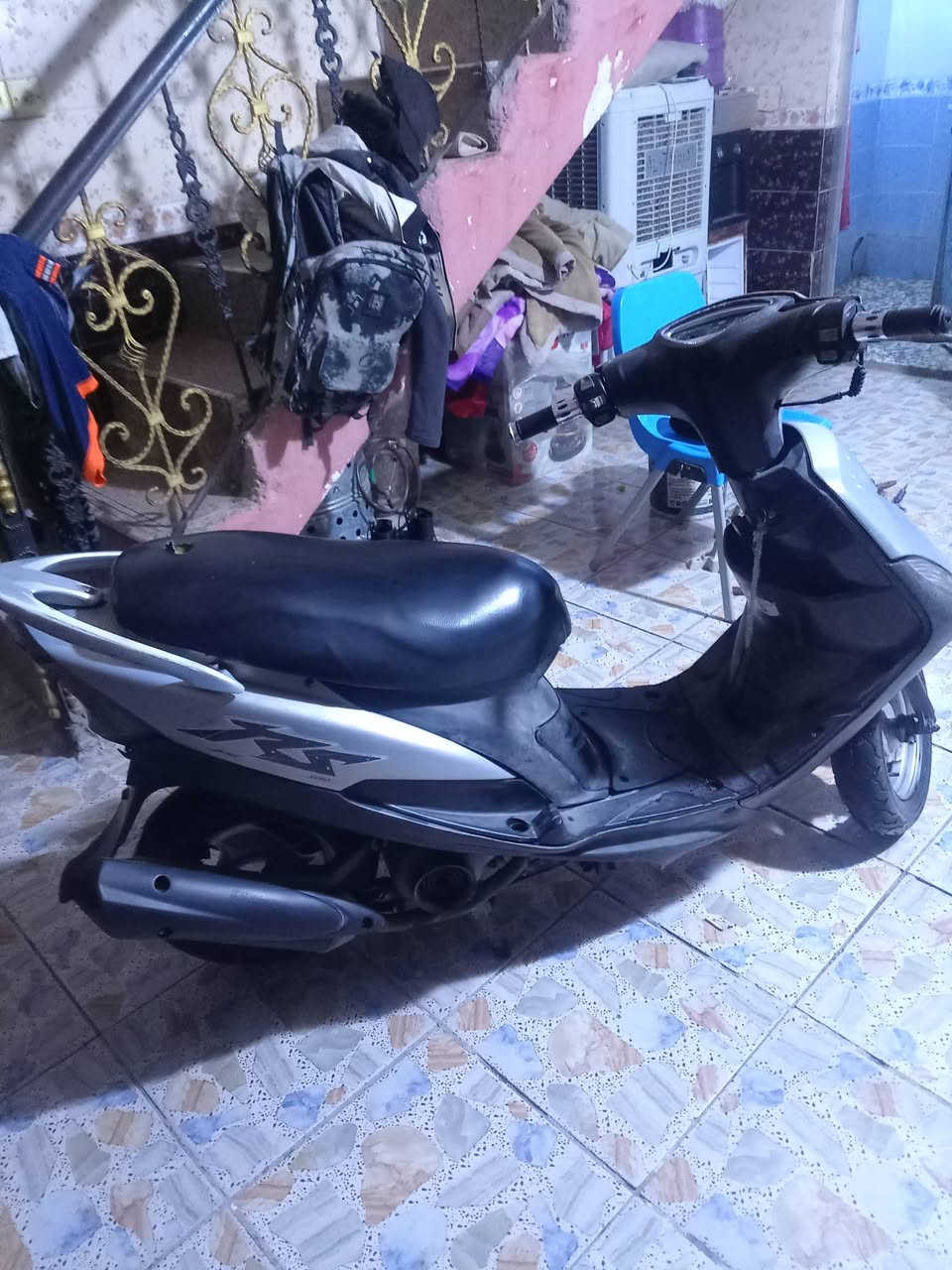 سلام عليكم دراجة ماكس عدلة اللبيع سعرهة 4000 الف وبيهة مجال دراجة نضيفة اورقهة عدي رقم ***********
